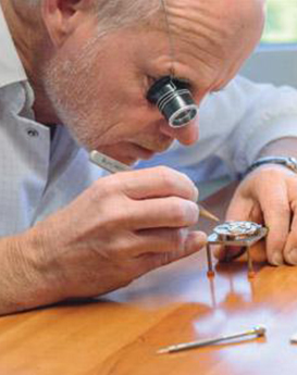 詹姆士·约翰森-杭州浪琴维修服务中心制表师